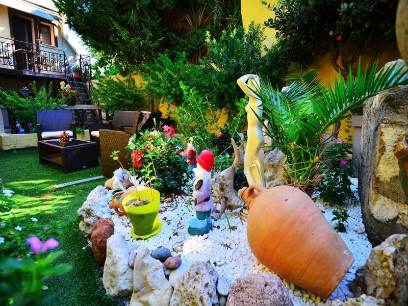 Olympos Pension Rhodes City Екстериор снимка