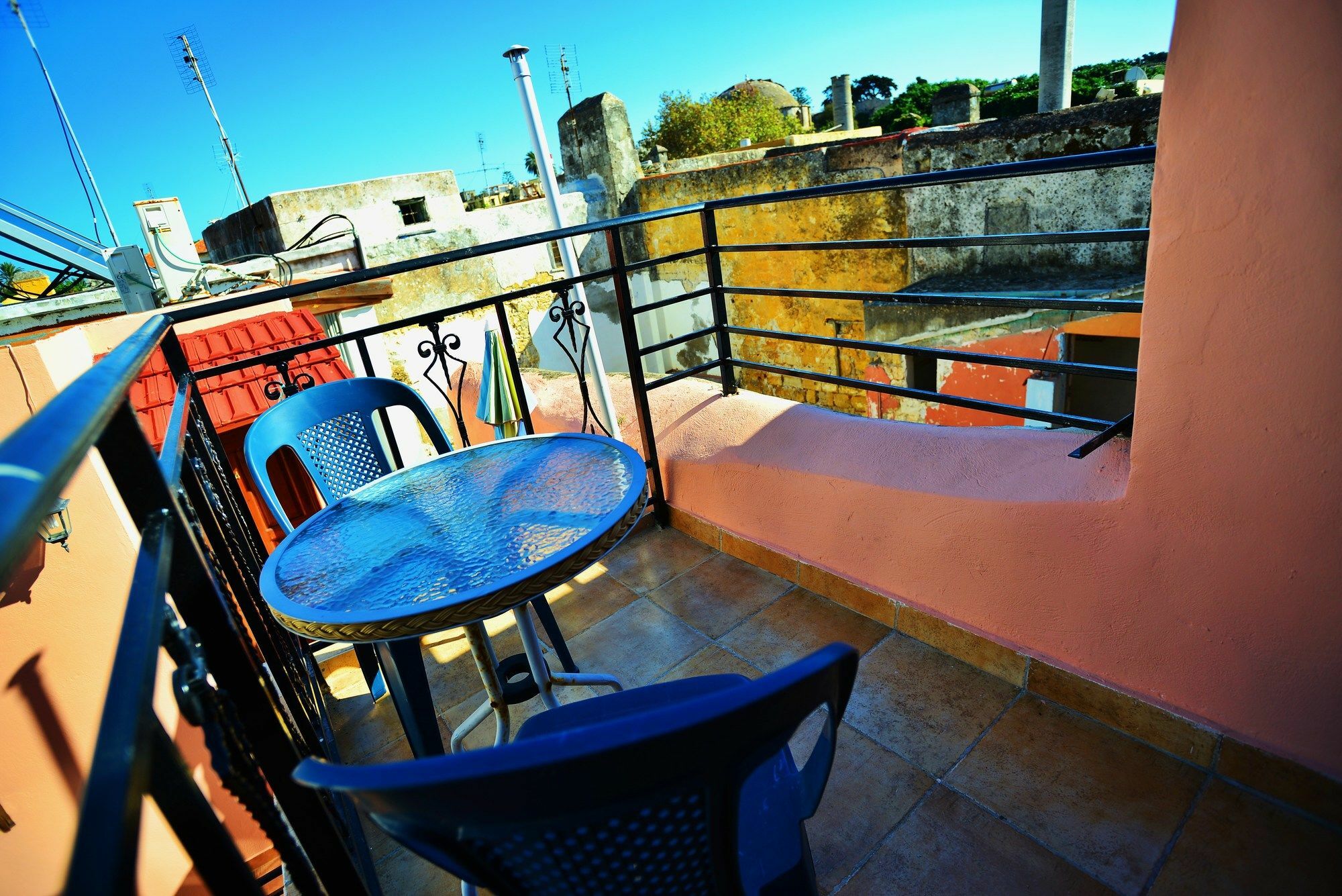 Olympos Pension Rhodes City Екстериор снимка