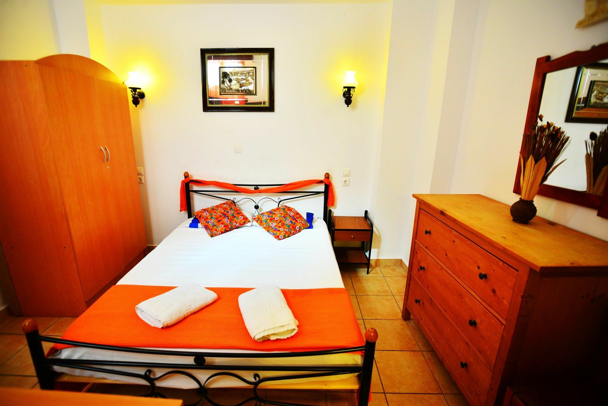 Olympos Pension Rhodes City Екстериор снимка